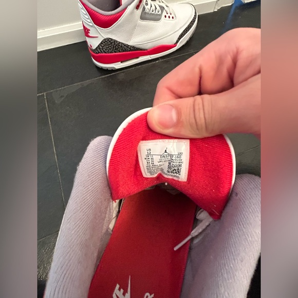 Jordan 3 Fire Red 2022 - Picture 12 of 12